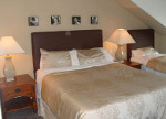 Bedroom pic 1